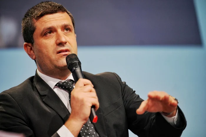 ---------Ministrul-Aprrii-Radu-Miru-a-discutat-cu-o-delegaie-a-Congresului-SUA-la-sediul-MApN-Temele-principale-abordate