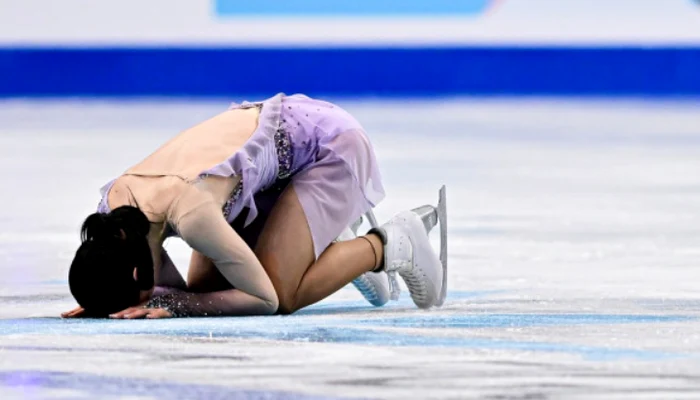 ---------Moment-emoionant-la-Europenele-de-patinaj-artistic-Julia-Sauter-a-izbucnit-n-lacrimi-pe-ghea-dup-programul-liber-Prestaie-urmat-de-aplauze-rsuntoare
