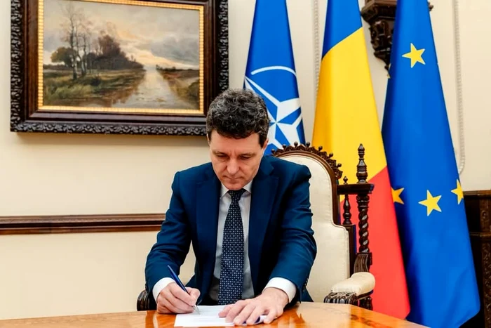 ---------Nicuor-Dan-a-promulgat-legea-care-permite-poliitilor-locali-s-utilizeze-camere-portabile-n-exercitarea-atribuiilor-Cnd-pot-fi-folosite-fr-acordul-persoanelor-nregistrate