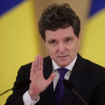 ---------Nicuor-Dan-despre-afirmaia-c-nu-merge-teleleu-la-Davos-nseamn-s-nu-mai-facem-lucruri-de-form