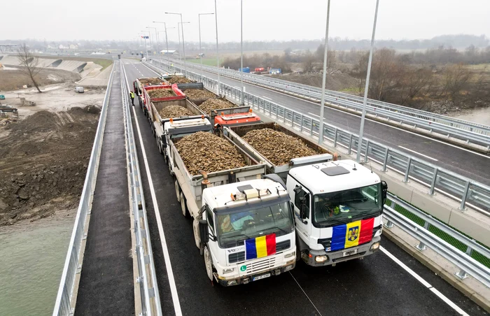 ---------Podul-peste-Tisa-care-leag-Romnia-de-Ucraina-a-trecut-testul-de-rezisten-Cnd-va-fi-dat-n-folosin