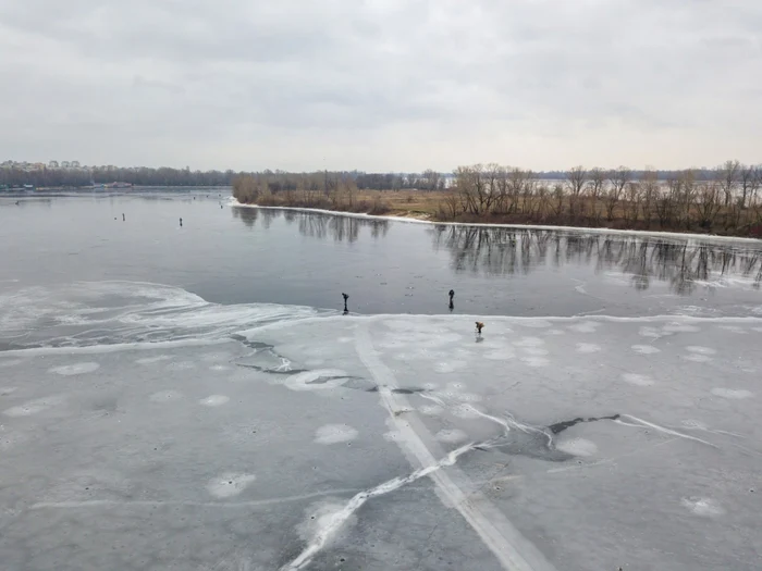 ---------Primar-la-un-pas-de-moarte-ncercnd-s-i-salveze-cinele-din-iazul-ngheat-Nu-mai-rezistam-zece-metri