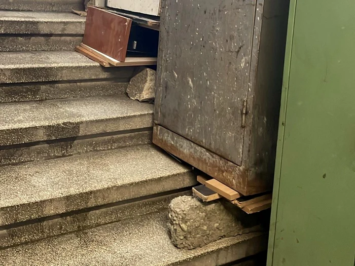 ---------Sindicatul-Europol-acuz-dezastrul-de-la-Brigada-Rutier-Fietele-sprijinite-cu-bolovani-pot-cdea-oricnd-peste-colegii-notri-Cum-rspunde-Poliia-Capitalei