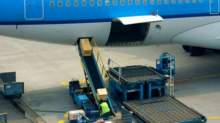 ---------Taxa-Temu-alung-avioanele-cu-mrfuri-de-pe-Otopeni-la-Budapesta