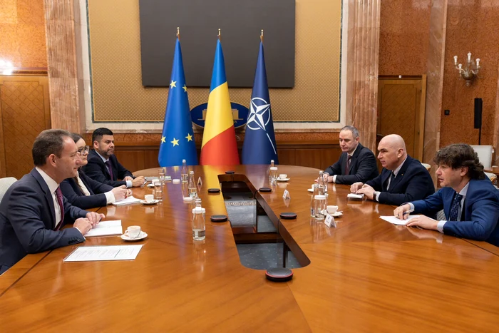 ---------Testul-Fitch-pentru-economie-Alexandru-Nazare-mizeaz-pe-stabilitatea-ratingului-Romniei