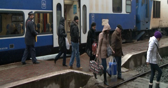 ---------Trafic-feroviar-oprit-n-Bistria-Nsud-dup-ce-o-femeie-a-murit-lovit-de-tren-Dou-garnituri-nregistreaz-ntrzieri