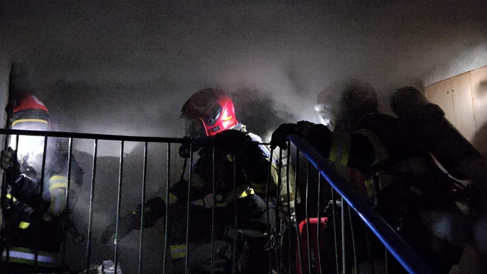 ----------Un-brbat-a-fost-gsit-carbonizat-n-subsolul-unui-bloc-din-Focani-dup-un-incendiu