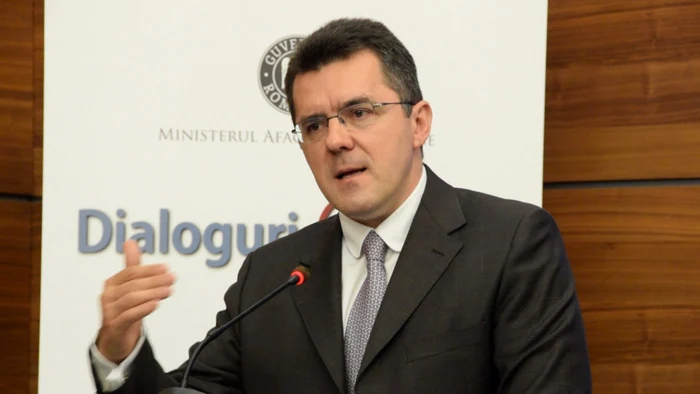 ---------AUR-l-atac-pe-Nicuor-Dan-pentru-deplasarea-din-America-Nu-a-existat-nici-mcar-o-fotografie-oficial-comun