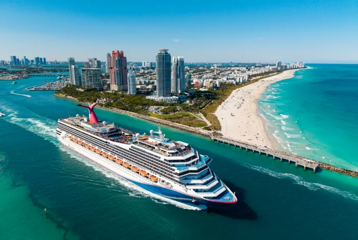 Analiz----------Turismul-sfideaz-scumpirile-creteri-masive-pentru-companiile-aeriene-i-hoteliere