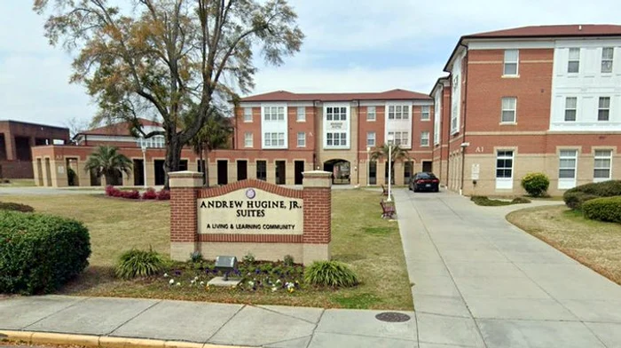 ---------Atac-armat-ntr-un-campus-universitar-din-SUA-doi-mori-i-un-rnit-Cursurile-fost-anulate