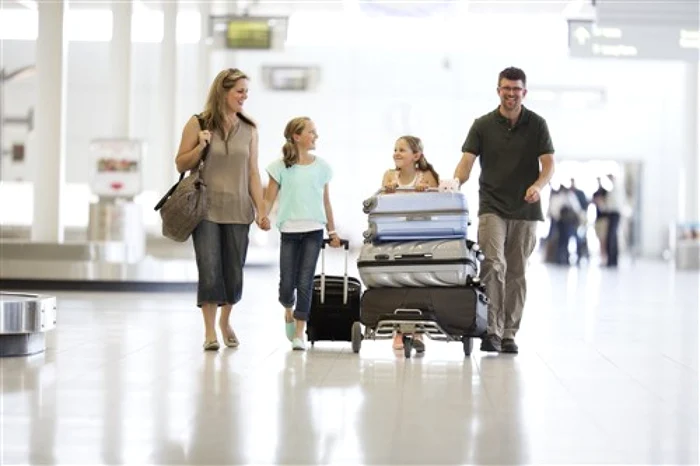 ---------Cte-vacane-plnuiesc-s-i-ia-romnii-n-acest-an-i-ct-vor-s-cheltuiasc