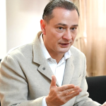 ---------Daniel-Blu-critic-promisiunile-golite-de-sens-ale-lui-Ciucu-Cea-mai-grav-problem-pe-care-o-are-este-c-se-plnge-non-stop