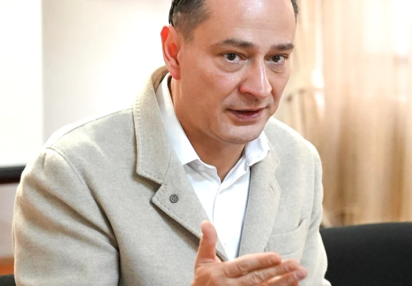 ---------Daniel-Blu-critic-promisiunile-golite-de-sens-ale-lui-Ciucu-Cea-mai-grav-problem-pe-care-o-are-este-c-se-plnge-non-stop