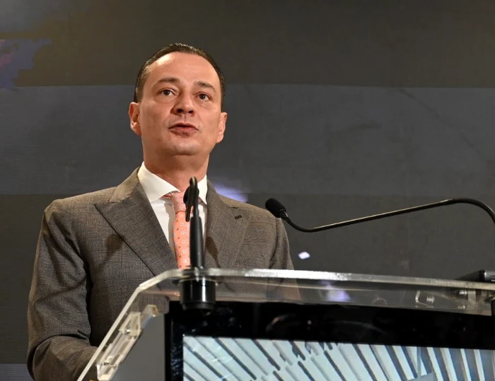 ---------Daniel-Blu-propunere-n-consiliul-municipal-Apa-cald-i-cldura-s-fie-pltite-doar-dac-sunt-livrate-la-temperaturile-stabilite-n-contract