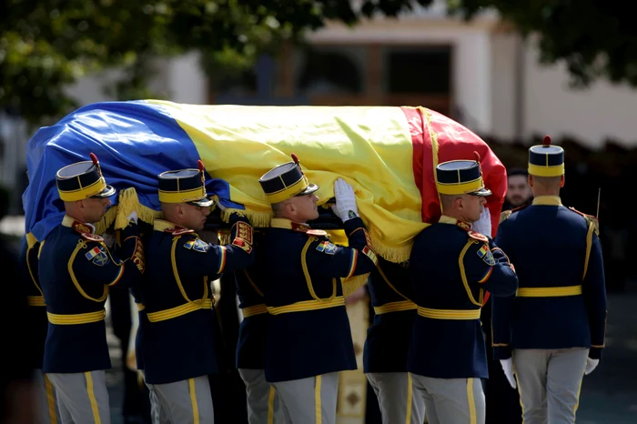 ---------Deputaii-au-adoptat-proiectul-privind-nfiinarea-unui-comitet-special-pentru-funeraliile-de-stat