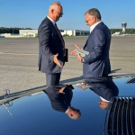 ---------Dolarii-nlocuiesc-diplomaia-n-discuiile-dintre-Statele-Unite-i-Rusia