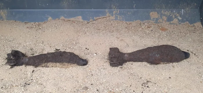 ---------Dou-bombe-de-artilerie-din-Al-Doilea-Rzboi-Mondial-descoperite-pe-o-strad-din-Oradea