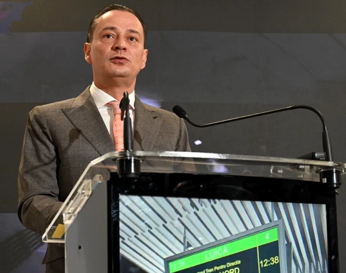 ---------Extinderea-Magistralei-M4-de-metrou-intr-n-linie-dreapt-Daniel-Blu-a-semnat-ordinul-de-ncepere-a-lucrrilor-i-pentru-lotul-2-Construim-14-staii-noi