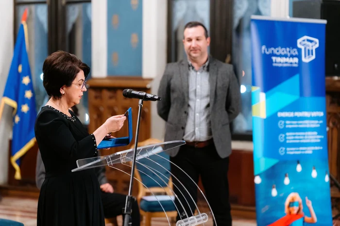 ---------Fundaia-Tinmar--Educaie-pentru-Viitor-1110-elevi-din-judeul-Iai-primesc-burse-de-merit-n-valoare-total-de-560000-de-euro