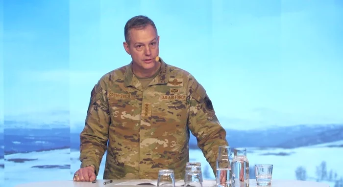 ---------Generali-n-locul-diplomailor-Trump-schimb-abordarea-negocierilor-cu-Iranul-i-Rusia