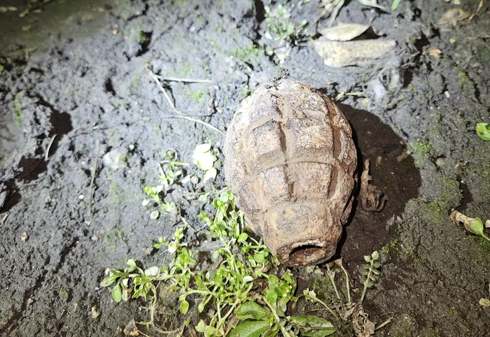 ---------Grenad-neexplodat-gsit-n-zona-Grii-din-Galai-Intervenie-de-urgen-a-pirotehnitilor