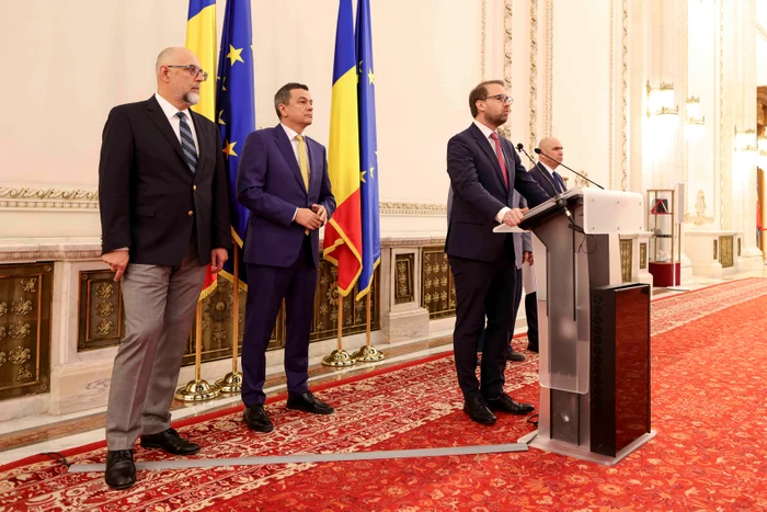 ---------Kelemen-Hunor-spune-c-scandalurile-din-coaliie-sunt-doar-de-ochii-lumii-PSD-i-USR-se-suport-mai-bine-dect-v-nchipuii