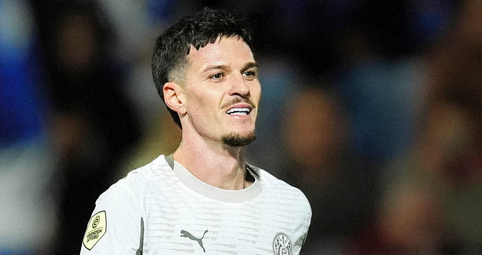 ---------Olandezii-l-au-subestimat-pe-Dennis-Man-Romnul-a-intrat-n-teren-i-i-a-asigurat-victoria-lui-PSV-cu-un-gol-splendid-