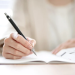 ---------Profesor-de-matematic-uimit-de-rspunsul-unui-elev-cu-media-general-950-Nu-tie-cte-picioare-are-un-iepure