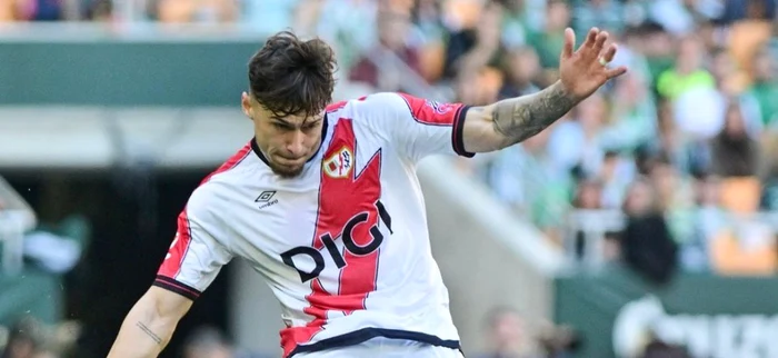 ---------Un-gigant-mpotriva-giganilor-Andrei-Raiu-i-a-lsat-pe-spanioli-cu-gura-cscat-dup-ce-a-contribuit-decisiv-din-nou-la-victoria-lui-Rayo-Vallecano