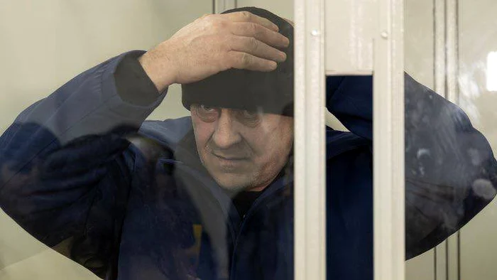 ---------Un-soldat-rus-acuzat-de-crime-de-rzboi-n-Ucraina-a-fost-condamnat-la-nchisoare-pe-via-A-executat-doi-prizonieri-de-rzboi