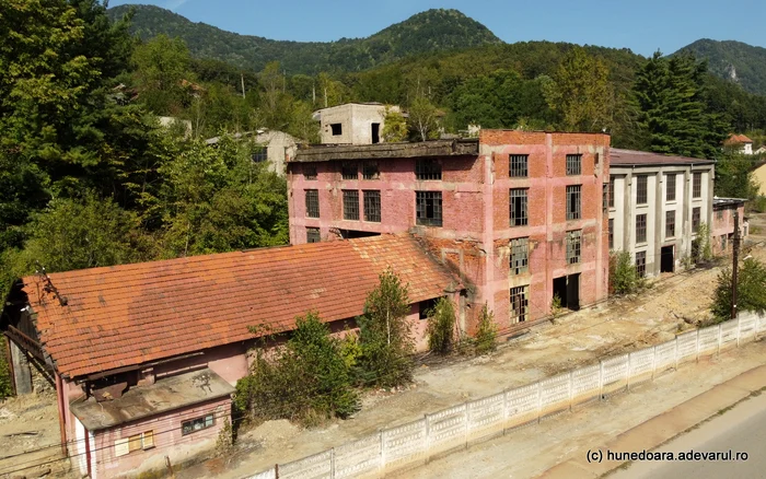 Video----------Licena-pentru-proiectul-Certej-va-fi-prelungit-Zcmntul-conine-peste-60-de-tone-de-aur-i-sute-de-tone-de-argint---