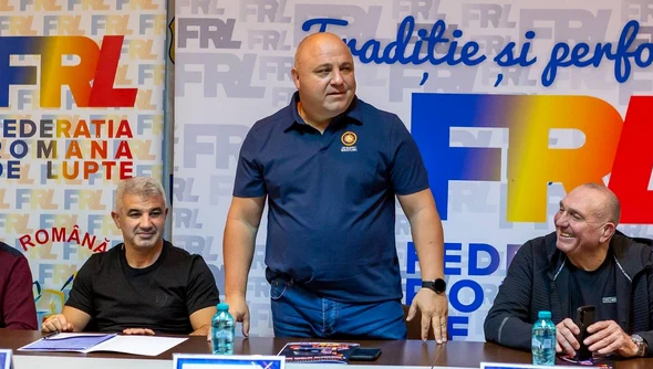 ---------efii-Federaiei-Romne-de-Lupte-primii-cu-braele-deschise-la-o-competiie-din-Rusia-fr-s-aib-vreun-sportiv-la-start