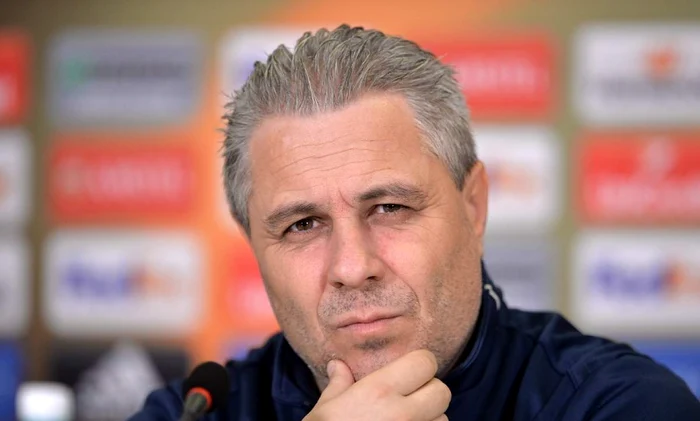 ---------umudic-i-a-tiat-singur-craca-la-arabi-Antrenorul-nu-poate-scoate-crua-din-an