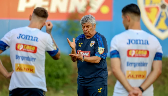 ---------A-strnit-un-val-de-controverse-Juctorul-ales-de-Mircea-Lucescu-pentru-barajul-cu-Turcia-fotografiat-cu-steagul-Ungariei-n-mn