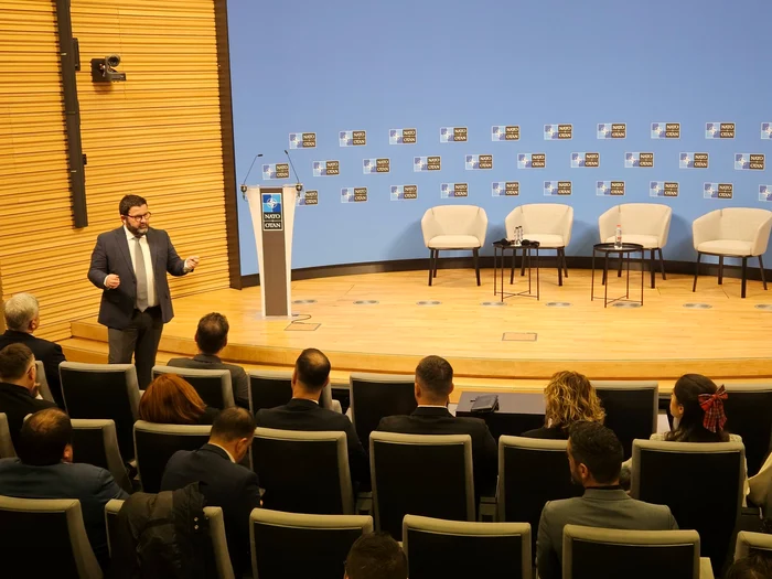 ---------Ambasadorul-Romniei-la-NATO-Decizia-strategic-a-Romniei-de-a-gzdui-o-parte-a-sistemului-antirachet-la-Deveselu-s-a-dovedit-a-fi-cea-corect