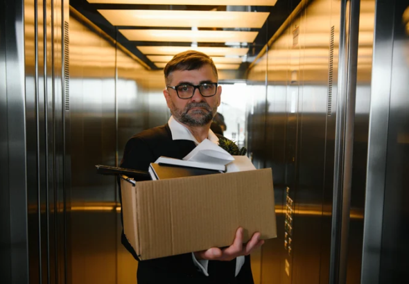 Analiz----------Peste-4-milioane-de-romni-au-vrste-ntre-50-i-59-de-ani-Cum-i-gseti-loc-de-munc-atunci-cnd-eti-considerat-supracalificat-