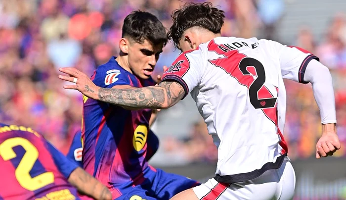 ---------Andrei-Raiu-sclipitor-mpotriva-Barcelonei-A-cerut-un-penalty-arbitrul-s-a-fcut-c-nu-vede