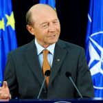 ---------Bsescu-lanseaz-un-nou-avertisment-n-legtur-cu-securitatea-Romniei-i-l-atac-pe-eful-NATO-Nu-d-doi-bani-pe-securitatea-Romniei