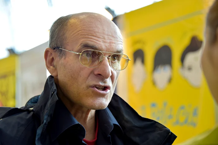 ---------CTP-critic-excursia-elevilor-romni-n-Dubai-i-ce-s-vad-acolo-ce-obiective-culturale-Burj-al-Arab-7-stele-pisi-la-plaj-gigli