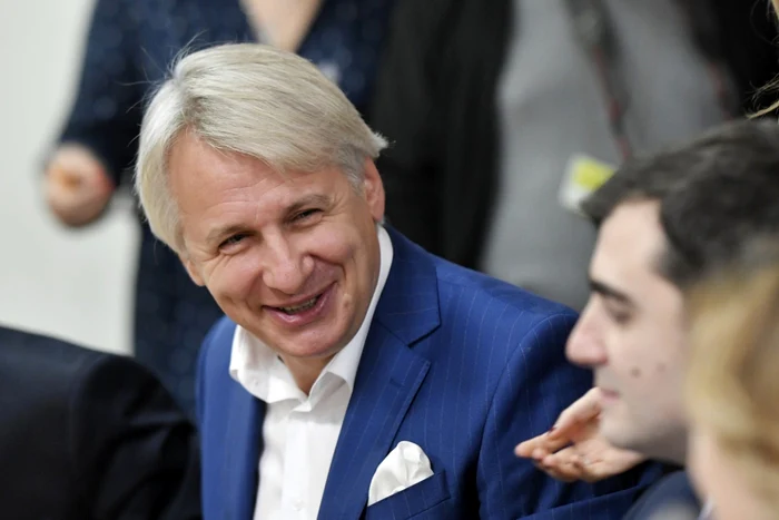 ---------Cine-ar-putea-prelua-efia-Curii-de-Conturi-Un-fost-ministru-i-a-depus-candidatura-pentru-postul-rmas-vacant-dup-plecarea-lui-Mihai-Busuioc