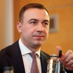 ---------Ct-timp-ar-putea-funciona-Romnia-dac-se-sisteaz-total-importurile-de-motorin-Explicaiile-ministrului-Bogdan-Ivan