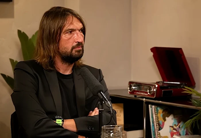 ---------Dan-Alexa-motivul-unui-divor-rsuntor-din-showbiz-Cum-i-ar-fi-bgat-ctigtorul-Asia-Express-coada-ntr-un-mariaj-de-zece-ani