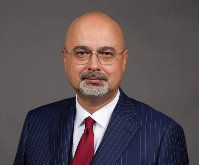 ---------Emil-Albot-deputat-PSD-de-Olt-n-mandatul-trecut-este-noul-prefect-al-judeului-Olt-l-nlocuiete-pe-Cosmin-Floreanu