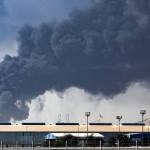 ---------Emiratele-Arabe-Unite-au-nceput-s-aresteze-persoane-care-public-materiale-legate-de-conflictul-din-Orientul-Mijlociu-Un-turist-britanic-este-reinute-de-mai-multe-zile