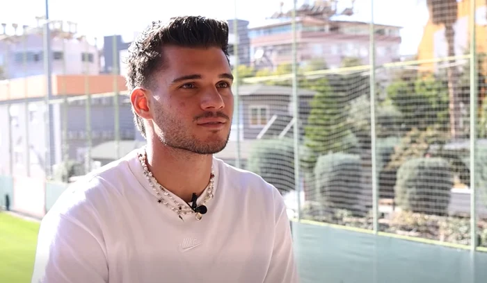 ---------Galatasaray-lucreaz-n-linite-la-transferul-lui-Ianis-Hagi