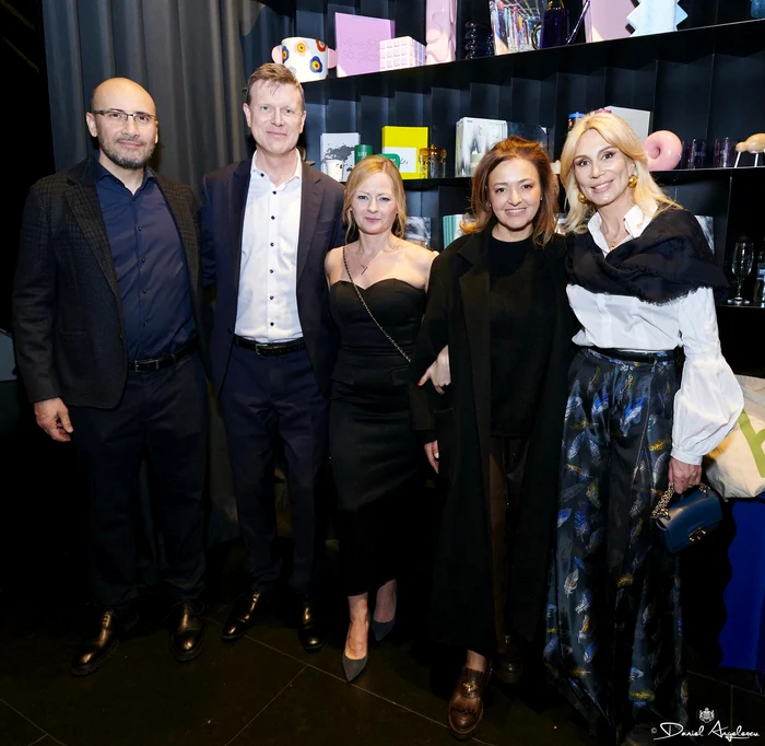 ---------Lucie-Portman-soia-ambasadorului-Marii-Britanii-la-Bucureti-i-a-srbtorit-ziua-de-natere-ntr-un-cadru-exclusivist-la-Muzeul-de-Art-Recent
