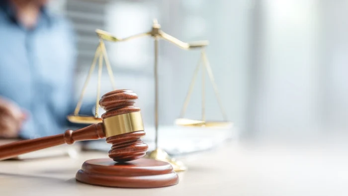 ---------Mi-a-czut-cascheta-de-pe-cap-Poliist-din-Bucureti-condamnat-dup-ce-i-a-btut-colegii-n-timpul-unei-intervenii