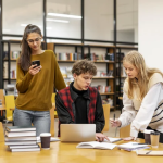 ---------Nou-din-zece-absolveni-de-facultate-i-gsesc-loc-de-munc-dar-muli-se-plng-de-salarii-Nu-e-nevoie-s-avem-toi-diplome---
