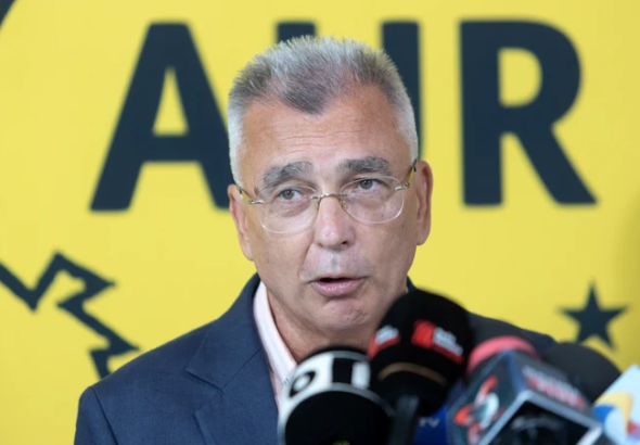 ---------Petrior-Peiu-afirm-c-AUR-avea-o-nelegere-cu-PSD-pentru-votarea-amendamentelor-Ei-ne-au-pclit-Cei-din-comisie-nu-aveau-acceptul-lui-Grindeanu