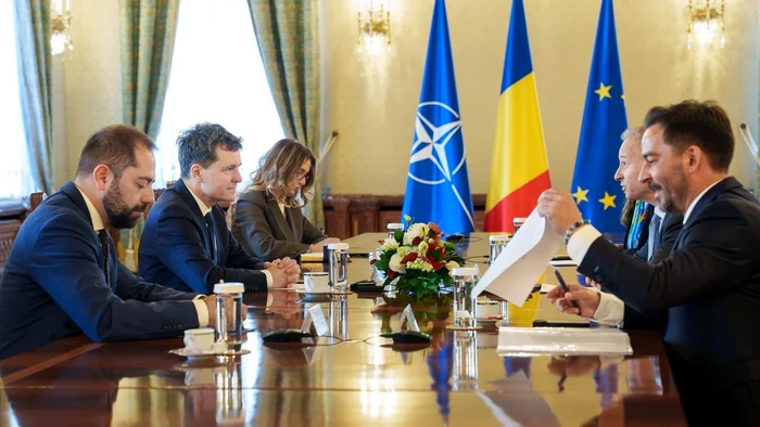 ---------Planul-de-criz-pentru-Romnia-ce-au-decis-Nicuor-Dan-i-Ilie-Bolojan-n-ntlnirea-cu-conducerea-OMV